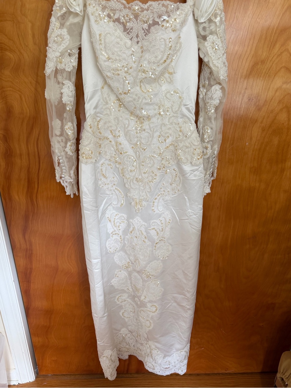 Gloria Vanderbilt wedding dress